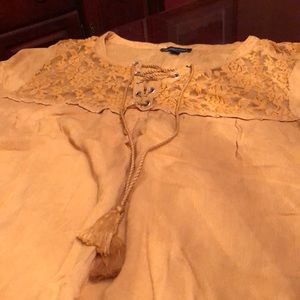 Vintage look Gold lace accent tie closure top